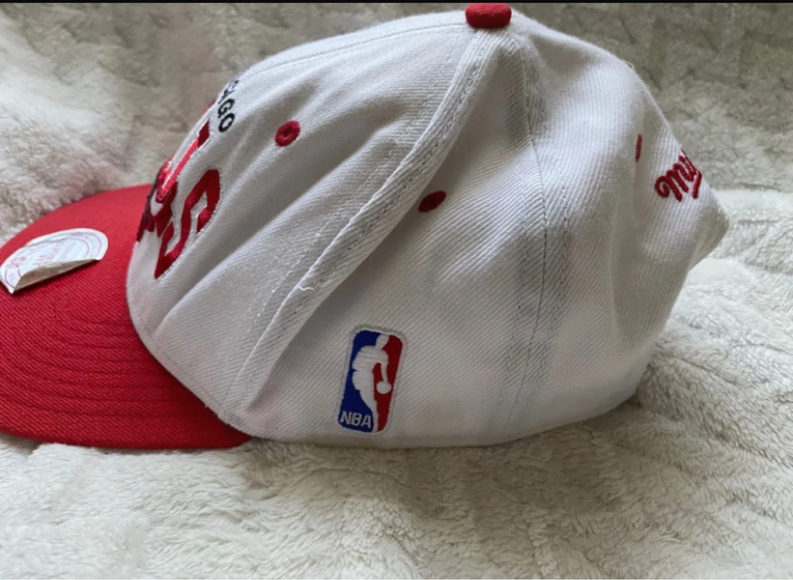 Boné Mitchell & Ness Chicago Bulls NBA Hardwood Classics Snapback branco/vermelho – photo 4